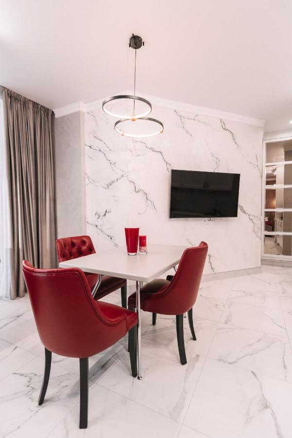 Royal Tower Vip Smart Apartments 4 Киев Экстерьер фото