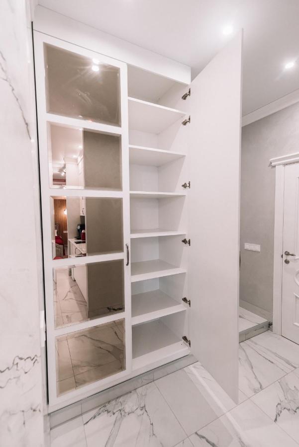 Royal Tower Vip Smart Apartments 4 Киев Экстерьер фото